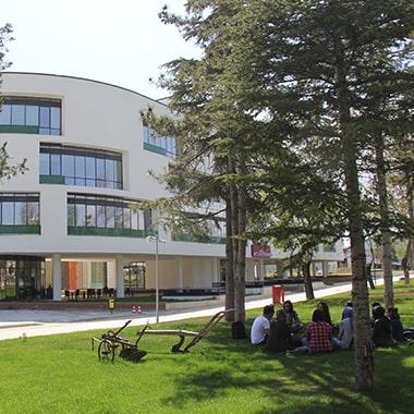 Kamp&uuml;s Ziyareti