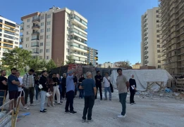İç Mimarlık Bölümü IMB2001 İç Mimari Proje-I Dersi Kapsamında Sütiçen Mimarlık Tarafından Projelendirilen Toplu Konut Projesinin Şantiyesine Teknik Gezi Düzenlendi