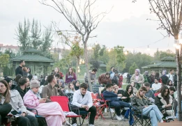 Kamp&uuml;ste A&ccedil;ık Hava Sineması Keyfi!