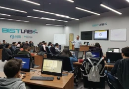 &Ouml;ğrencilerimiz &ldquo;Borsa ve D&ouml;viz Analizi&rdquo; Eğitimine Katıldı