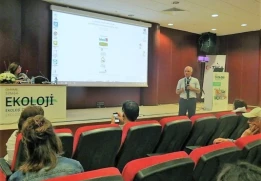 Tarım ve Doğa Bilimleri Fakültesi Dekanımız Prof. Dr. H. Özkan Sivritepe Uluslararası Katılımlı 6. Organik Tarım Sempozyumu ve 10. Ekoloji İzmir Fuarı’na Katıldı 
