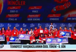 TEKNOFEST 2022 Sağlıkta Yapay Zekâ Kategorisinde Türkiye İkincisi Olan DMT ENFORMATİK Takımımız Ödülünü TEKNOFEST Yönetim Kurulu Başkanı Sayın Selçuk Bayraktar’dan Aldı