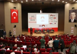 &Uuml;niversite, Sanayi ve Kamu Temsilcileri &Uuml;niversitemizde D&uuml;zenlenen 4.0 İ&ccedil;in Ar-Ge Zirvesinde Buluştu