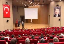 &Uuml;niversitemizde Yeni Kayıt Yaptıran &Ouml;ğrencilere Y&ouml;nelik Oryantasyon Programı Ger&ccedil;ekleştirildi