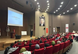 Uzm. Psk. Dan. Selçuk Duman, "Ona Neden Aşıksın" Başlıklı Sunumu ile Seminer Gerçekleştirdi 