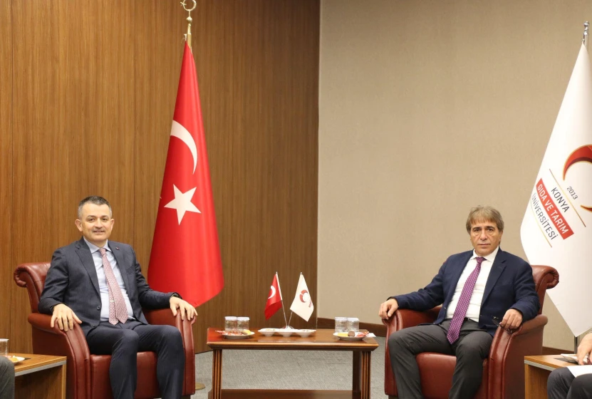 9. Gıda, Tarım ve Veteriner Bilimleri Kongresi’nin Açılış Konuşması Önceki Dönem Tarım ve Orman Bakanı Sayın Dr. Bekir Pakdemirli Tarafından Gerçekleşti