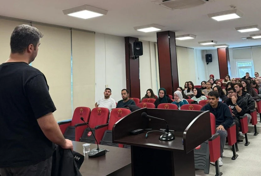 Erasmus Hareketliliği Bilgilendirme Toplantısı Gerçekleştirildi