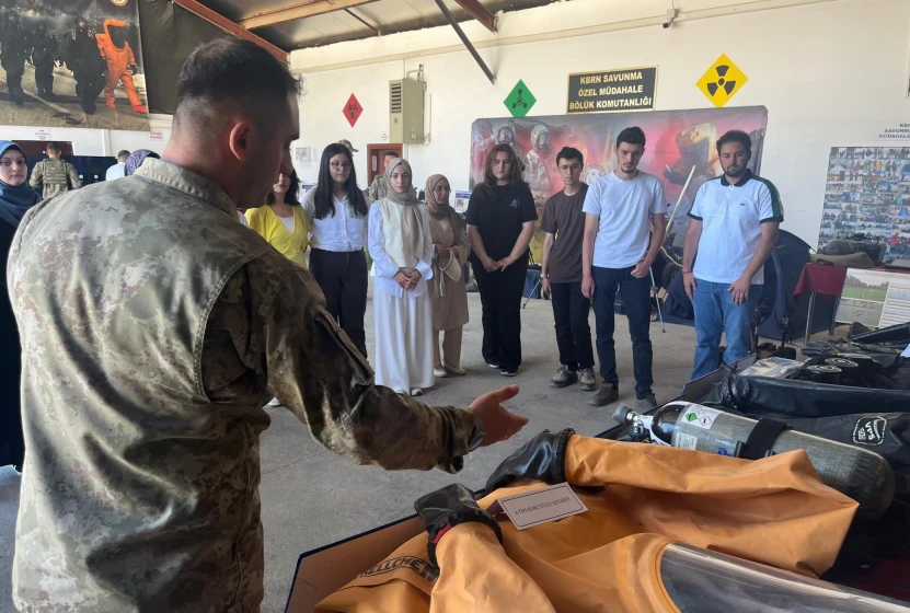 Special Training for Students of Konya University of Food and Agriculture at the CBRN Defense and Brigade Command