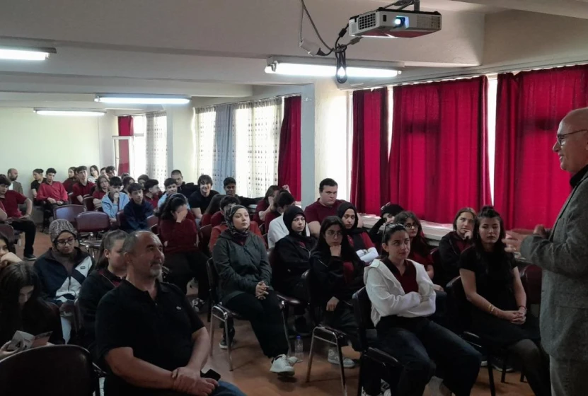 Üniversite/Bölüm Tanıtımı kapsamında Karatay 15 Temmuz Şehitleri Anadolu Lisesinde YBS Bölümü tanıtımı yapılmıştır