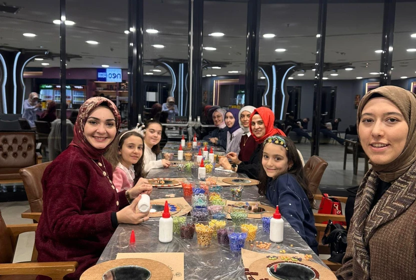 &Uuml;niversitemizde Mozaik At&ouml;lyesi Ger&ccedil;ekleştirildi