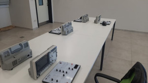 Elektrik-Elektronik Mühendisliği Bölümümüzde Otomatik ve Endüstriyel Kontrol ve Elektrik Makinaları Laboratuvarı Kuruldu