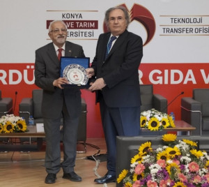 &Uuml;niversite, Sanayi ve Kamu Temsilcileri &Uuml;niversitemizde D&uuml;zenlenen 4.0 İ&ccedil;in Ar-Ge Zirvesinde Buluştu