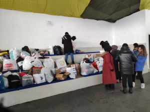 &Uuml;niversitemiz ve &Ouml;ğrenci Toplulukları Koordinasyonunda Toplanan Yardım Malzemeleri Deprem B&ouml;lgesindeki Vatandaşlarımıza İletilmek &Uuml;zere İlgili Birimlere Teslim Edildi