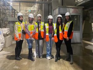 TMMOB İç Mimarlar Odası Konya Şube Tarafından İçmogenç Konya Ekibiyle Düzenlenen NG Kütahya Seramik Fabrika Gezisine İç Mimarlık Bölümü Öğrencilerimiz Katılım Sağladı 