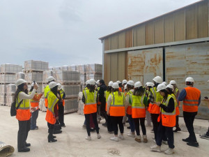 TMMOB İç Mimarlar Odası Konya Şube Tarafından İçmogenç Konya Ekibiyle Düzenlenen NG Kütahya Seramik Fabrika Gezisine İç Mimarlık Bölümü Öğrencilerimiz Katılım Sağladı 