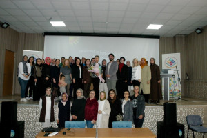 Türk Anneler Derneği Anaokulu Seminerinde "Sınırsız Özgür Çocuk ve Akran Zorbalığı" Konuşuldu