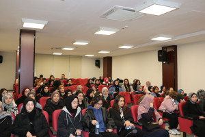 Şems-i Tebrizi Kız Anadolu İmam Hatip Lisesi &Uuml;niversitemize Gezi D&uuml;zenledi