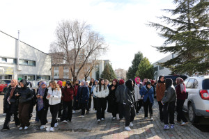 Şems-i Tebrizi Kız Anadolu İmam Hatip Lisesi &Uuml;niversitemize Gezi D&uuml;zenledi