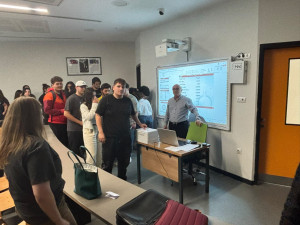Y&ouml;netim Bilişim Sistemleri Oryantasyon ve &Ouml;ğrenci Temsilcisi Se&ccedil;imi faaliyeti icra edilmiştir