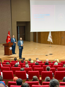 Üniversitemizde Yeni Kayıt Yaptıran Öğrencilere Yönelik Oryantasyon Programı Gerçekleştirildi