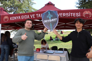Kamp&uuml;ste Festival Havası &Ouml;ğrenci Toplulukları Bir Araya Geldi!