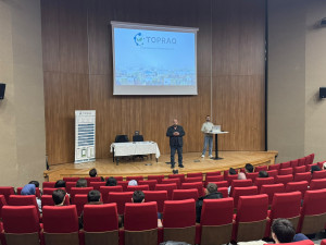Dijital Tarım Teknolojileri Konferansında TOPRAQ Temsilcileri &Ouml;ğrencilerle Buluştu