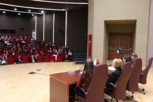 Kariyer Topluluğumuz Tarafından “8 Mart Kadının İş Dünyasındaki Yeri” Etkinliği Düzenlendi