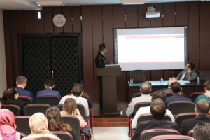 S&uuml;rekli Eğitim Uygulama ve Araştırma Merkezimiz Tarafından &ldquo;EBYS uygulamaları ve G&uuml;venli İnternet Eğitimi&rdquo; Ger&ccedil;ekleştirildi