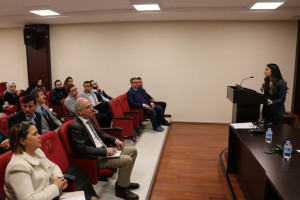 S&uuml;rekli Eğitim Uygulama ve Araştırma Merkezimiz Tarafından &ldquo;EBYS uygulamaları ve G&uuml;venli İnternet Eğitimi&rdquo; Ger&ccedil;ekleştirildi