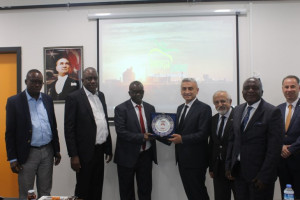 &Uuml;niversitemizde &Ccedil;ok Sayıda &Uuml;lkeden Temsilcilerin Katılımıyla Uluslararası İşbirliği Olanaklarının Değerlendirilmesi Amacıyla Toplantı D&uuml;zenlendi