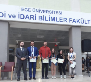 Öğrencilerimiz Ekonomi Alanında Ülkemizin Önemli Kongrelerinden Olan 22. Uluslararası İktisat Öğrencileri Kongresi’nde Ödül Kazandı