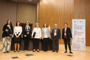 Üniversitemiz ve Karamanoğlu Mehmetbey Üniversitesi Ev Sahipliğinde, Michigan State Üniversitesi İşbirliği ile Gıda Biyoteknolojisi Sempozyumu Gerçekleştirildi