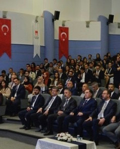 &Uuml;niversitemiz Ombudsmanlık Topluluğu ve Topluluk Danışmanı Psikoloji B&ouml;l&uuml;m Başkanımız Prof. Dr. İshak &Ouml;zkan &ldquo;&rsquo;2. &Uuml;niversite Ombudsman Toplulukları Kongresi&rdquo; ne Katıldı 