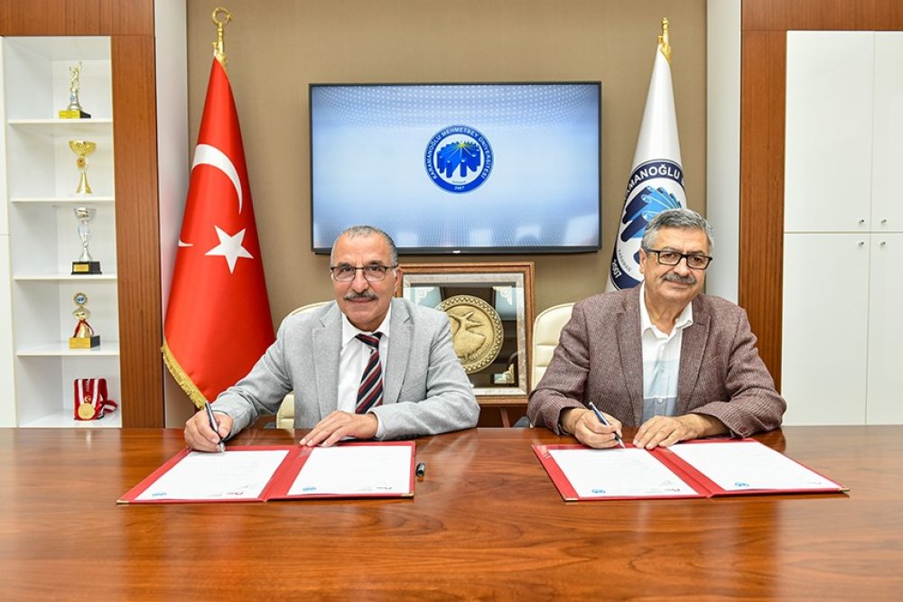 Karamanoğlu Mehmetbey Üniversitesi (KMÜ) ile Türkiye Merkez Laboratuvarlar Ağı (TCL-NETWORK) İş Birliği Protokolü İmzalandı